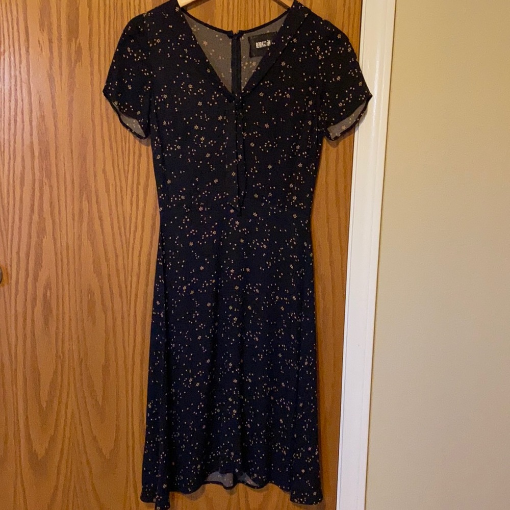 Reformation star print dress size 2✨⭐️
